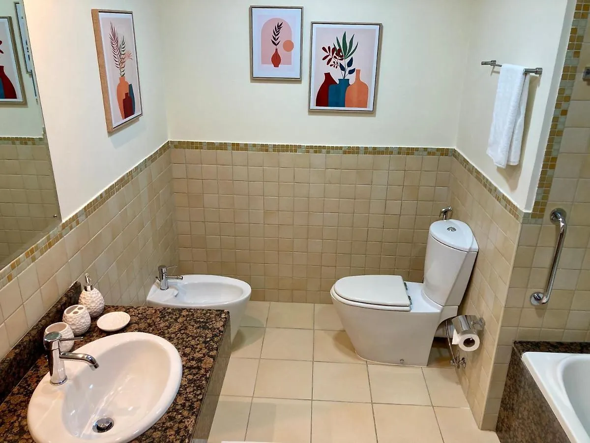 White Sage - Elegant Interior With Incredible Sea And City View Ντουμπάι 0*,  Ηνωμένα Αραβικά Εμιράτα